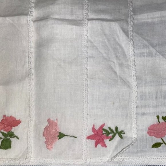 x4 LoveShackFancy Table Linen Napkins / Placemats NWOT - Picture 2 of 3